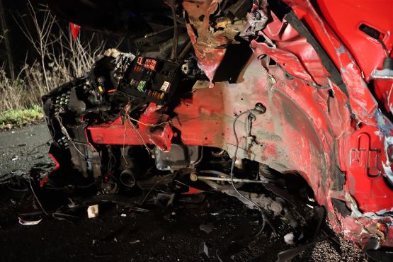 An seinem Wagen entstand Totalschaden. Der Fahrer blieb leichtverletzt. 